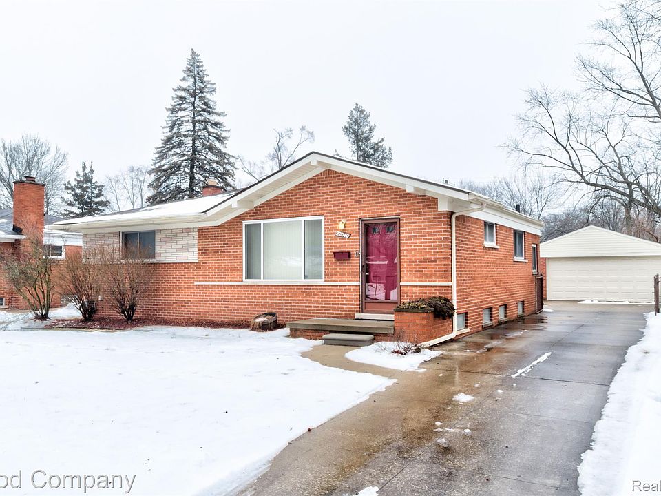 1st image of 22040 Tredwell Ave