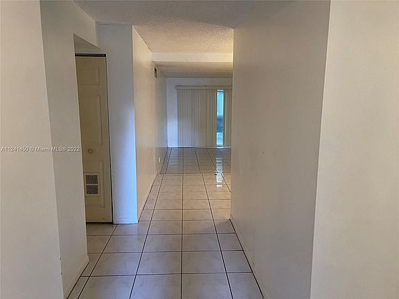 4th image of 2700 Coral Springs Dr APT 101