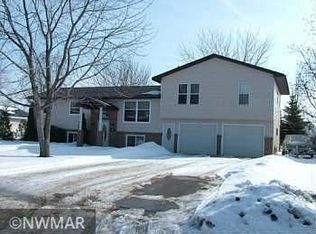 406 Hickory Rd, Thief River Falls, MN 56701