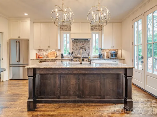 43 Walton St, Asheville, NC 28801