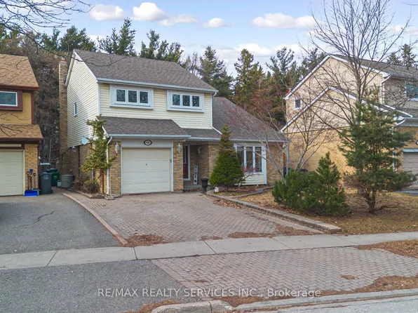 96 Royal Palm Dr, Brampton, ON L6Z 1P7