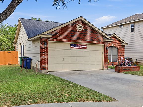 3rd image of 13651 Bridgeview