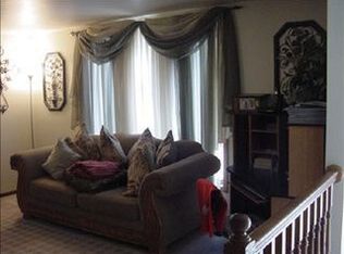 303 Stanley St, Rockford, IL 61102