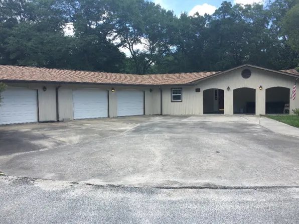 636 S Wayne St, Jesup, GA 31546
