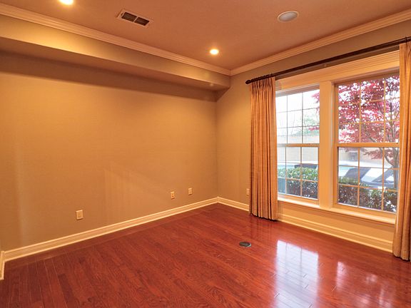 4th image of 4809 Willowridge Way