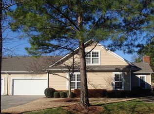 281 Oak Club Ln, Collierville, TN 38017