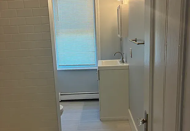 27 Governor St #1 — Photo 5