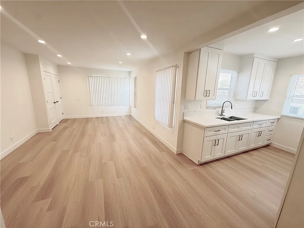 1 bed, 665 sqft, $2,400 — Photo 2