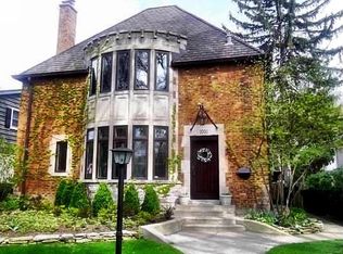 1001 S Greenwood Ave, Park Ridge, IL 60068
