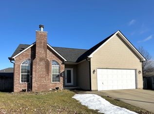 2333 Sumpter Ct, Columbus, IN 47203