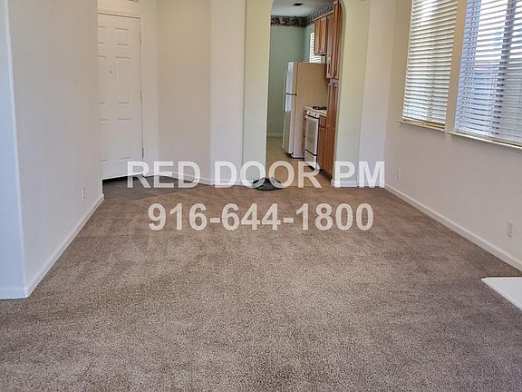 4th image of 1883 Malachite Way