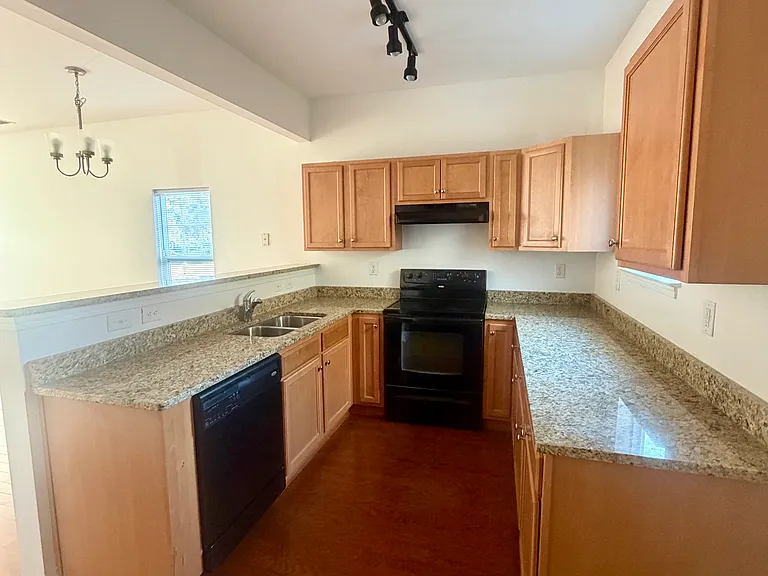 1203 N Caldwell St #1203 — Photo 6