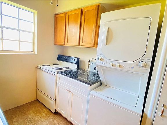 5th image of 8630 Byron Ave APT 3A
