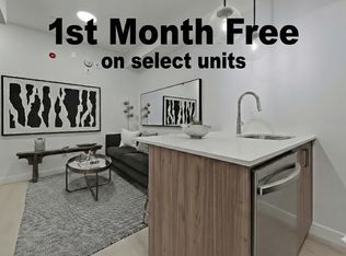 205 9a St NE, Calgary, AB T2E 4K8