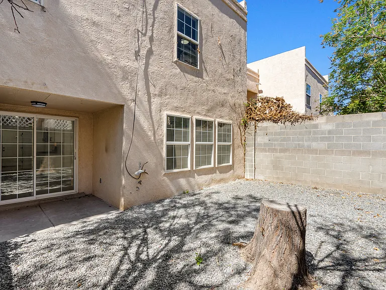 4916 Sereno Dr NE — Photo 35