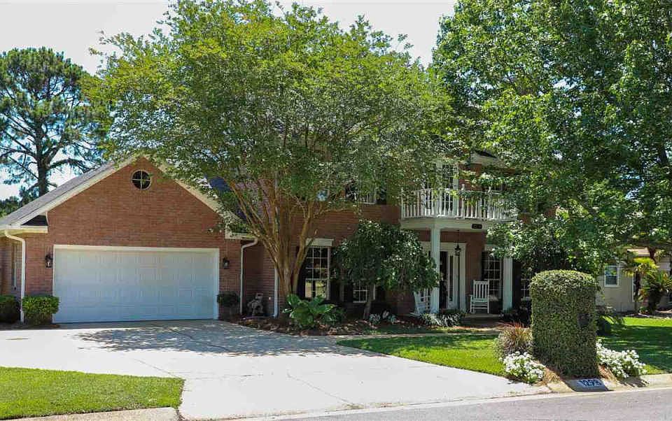 1st image of 1298 Greenview Ln