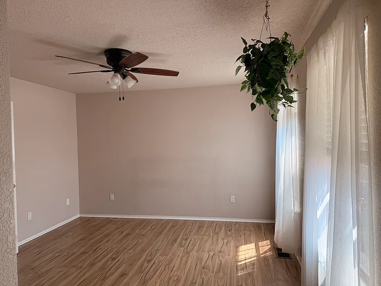7812 Ranchwood Dr NW — Photo 12
