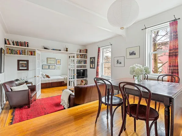 25 Plaza St #3A, Brooklyn, NY 11217