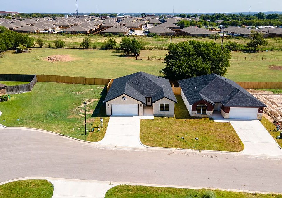 1st image of 2115 Blackhawk Loop