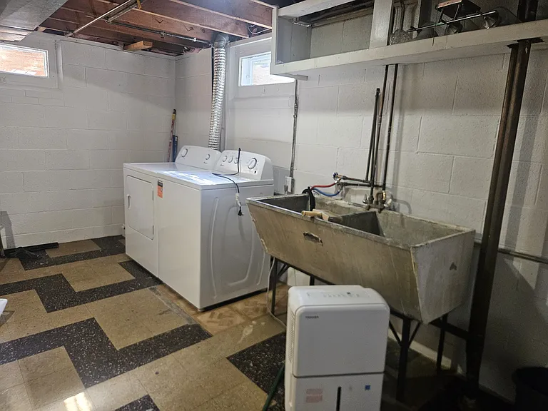 3657 S Taylor Ct — Photo 11