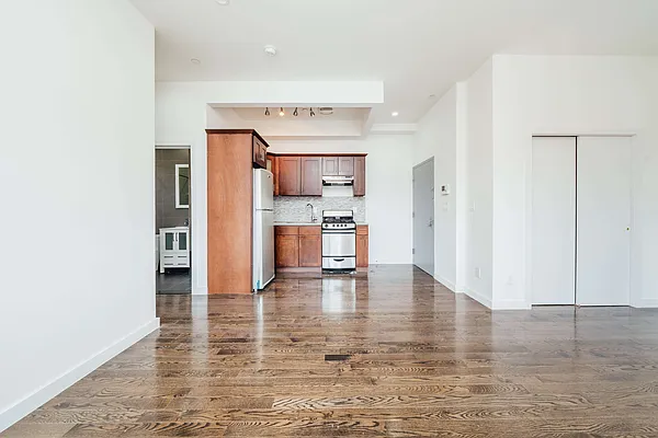Rented by Nooklyn NYC LLC | media 1