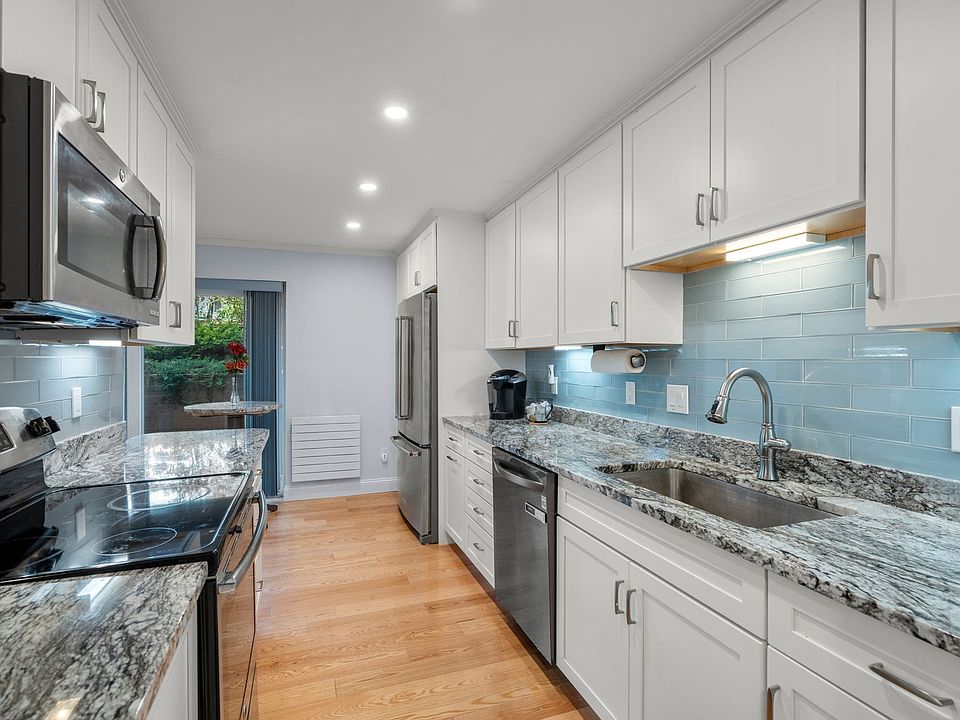 1st image of 1210 Greendale Ave APT 311