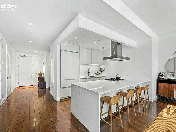 5th image of 250 West St APT 8F