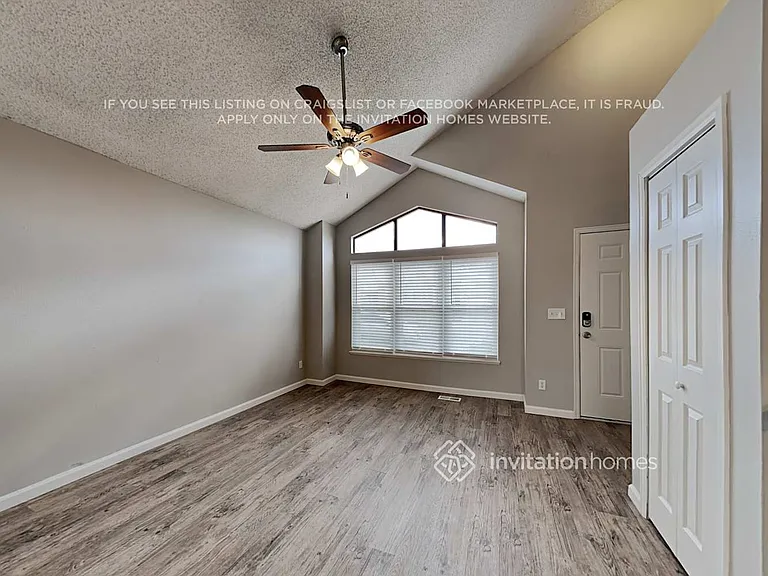 7520 Montarbor Dr — Photo 5