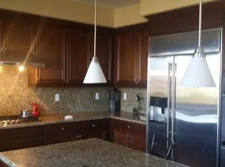 1353 Crestview Dr, Oceanside, CA 92056