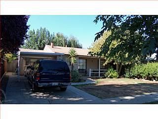 1st image of 2095 Coastland Ave