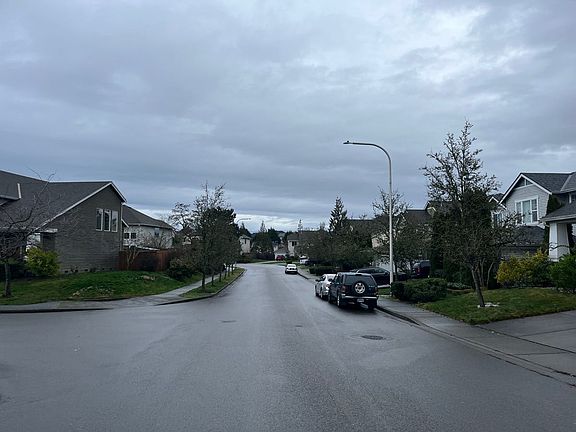 5th image of 1242 68th St SE