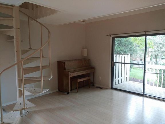 4th image of 621 Providence Ave #6-621A