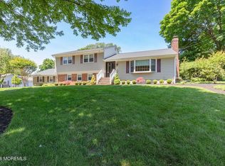 25 Pelican Road, Middletown, NJ 07748