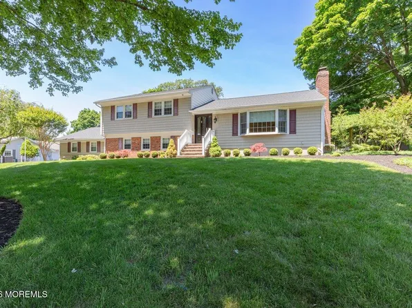 25 Pelican Road, Middletown, NJ 07748