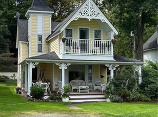 112 McKenzie Ln, Elizabethtown Kitley, ON K6V 5T3