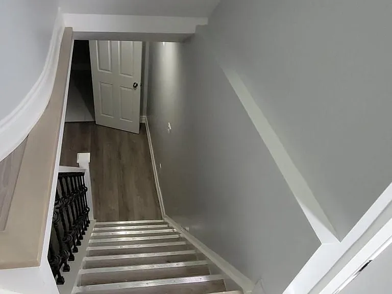 1668 Portland Ct — Photo 2