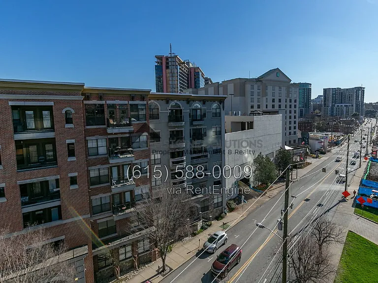1803 Broadway #507 — Photo 33