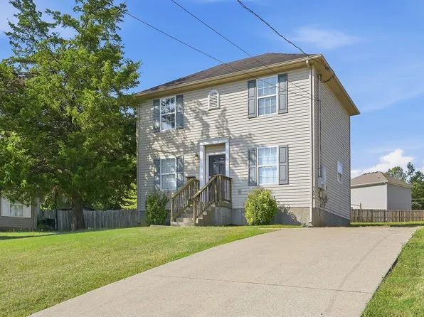 1204 Smalls Ct, La Vergne, TN 37086