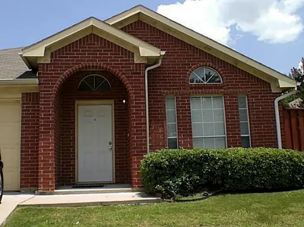 7005 Rovato Dr, Arlington, TX 76001