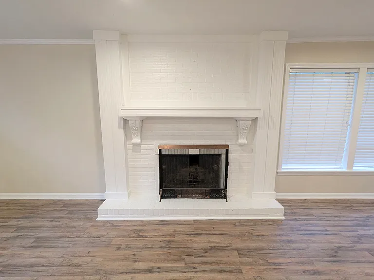 1401 Houston St — Photo 7