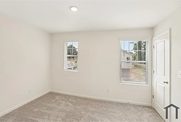 2574 Grey Hawk Dr — Photo 17