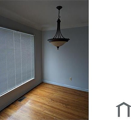 5th image of 9950 Ashton Ave