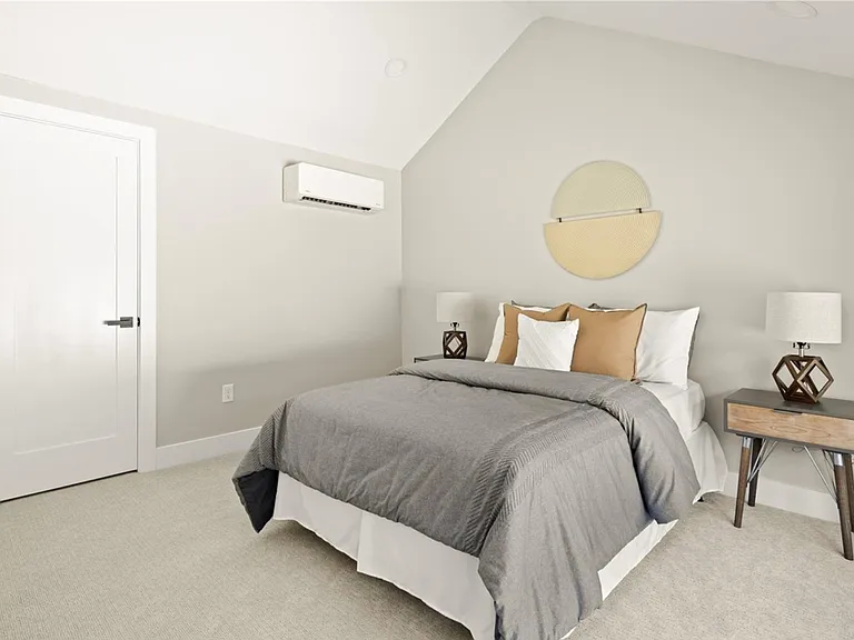 1451 Irving St — Photo 21