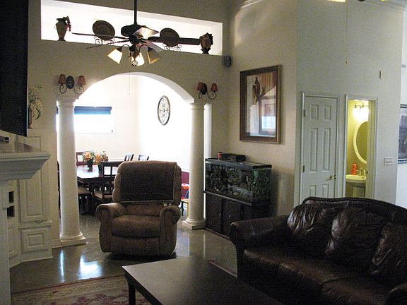 3rd image of 106 Jasmine Ct