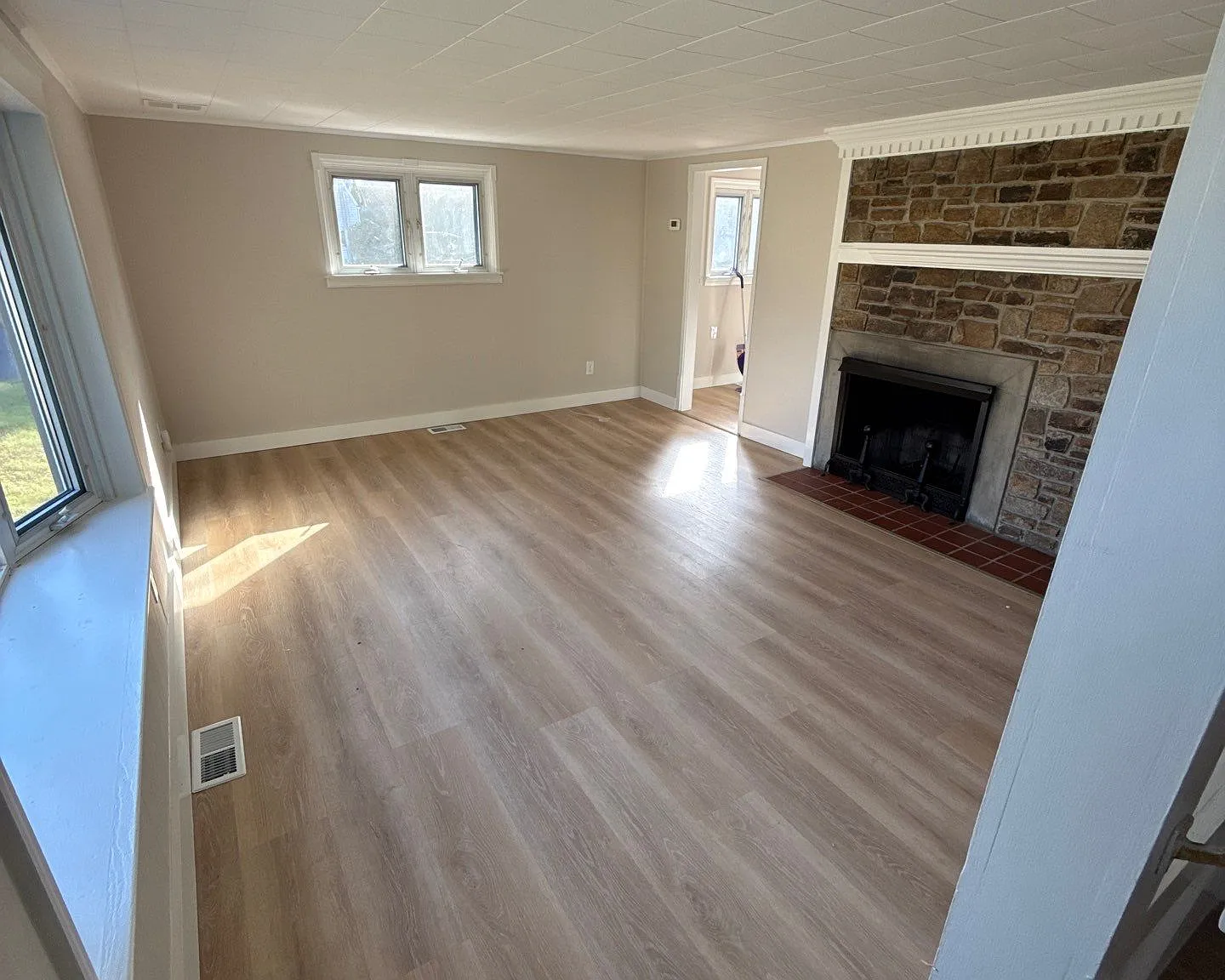 3 bed, 1152 sqft, $2,800 — Photo 1