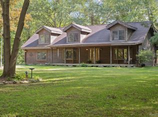 21435 Merriman Rd, New Boston, MI 48164