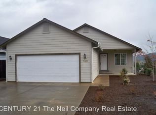 192 Umpqua View Dr, Roseburg, OR 97471