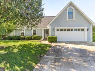 255 Waterford Dr, Bonaire, GA 31005