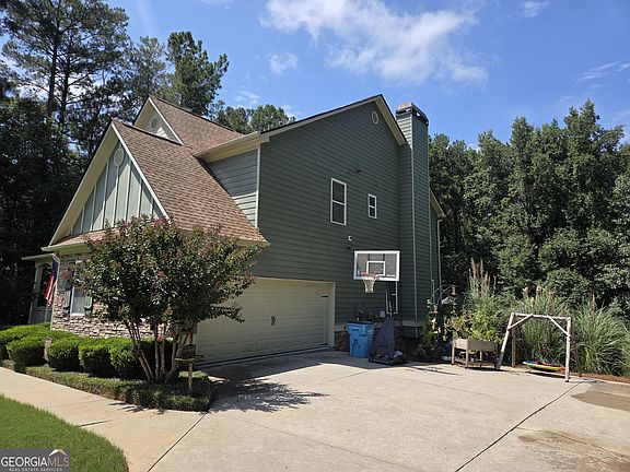 5th image of 428 Oscar Ct