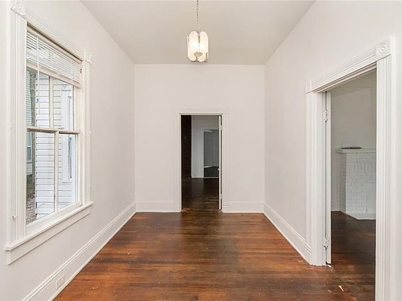 4th image of 10 S Reed Ave
